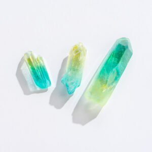 wholesale plated quartz point crystals - ombre yellow-green